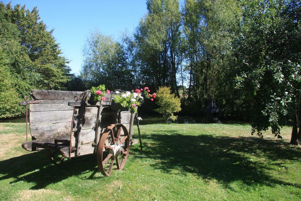 Les Bouts de Rallé Chambre d'Hotes Sainte-Osmane Extérieur photo